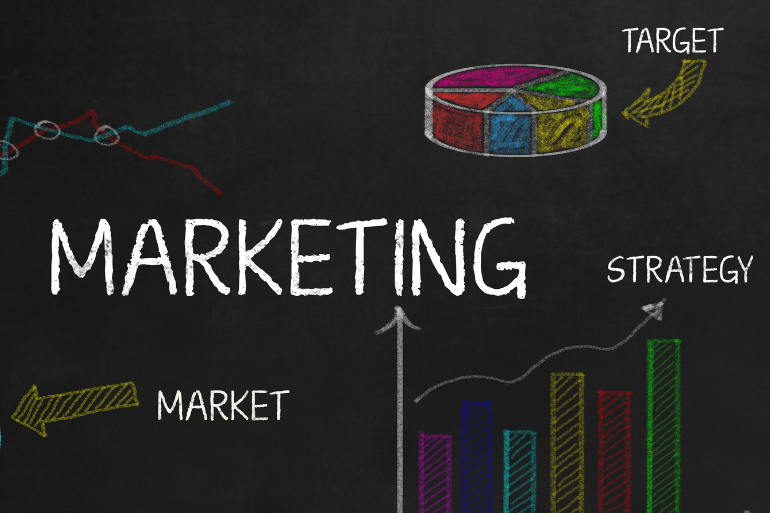 MARKETING &<br> PUBLICIDADE